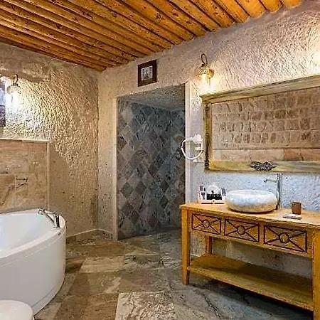 Acer Cave 3* Ортахисар