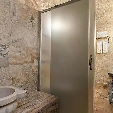 Acer Cave Hotel