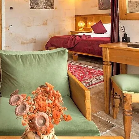 Hotel Acer Cave 3*